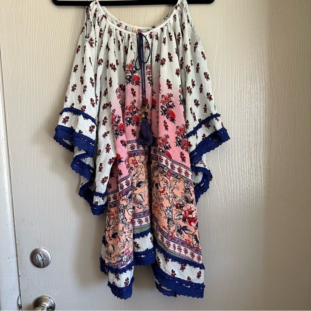 Raga tunic bohemian- hippy, India, butterfly sleeve cold shoulder sz L